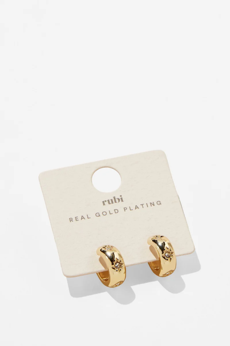 روبي Small Hoop Earring